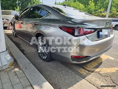 2026, Lexus / es300h, 6 км., hybrid