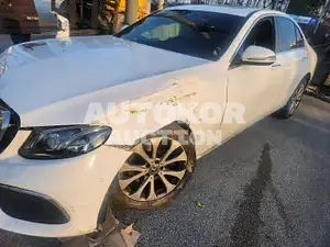 2019, Mercedes-Benz / E 220, 70551 км., diesel, 1950 куб.см.