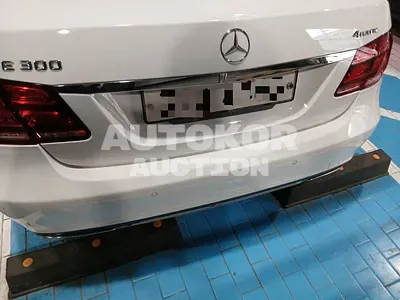2015, Mercedes-Benz / E 300, 85160 км., gas, 3498 куб.см.