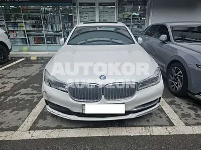 2016, BMW / 740, 284164 км., gas