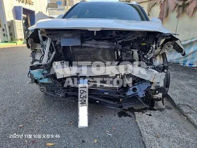 2022, Hyundai / Santa FE, VIN: KMHS3811BNU056863, 94022 км., hybrid