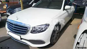 2016, Mercedes-Benz / E 300, 77838 км., gas
