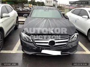 2019, Mercedes-Benz / E 300, VIN: WDDZF4JB0KA691403, 31434 км., gas