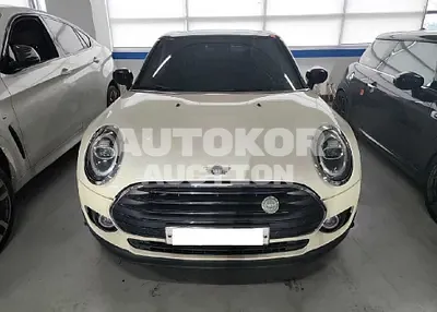 2021, MINI / Clubman, VIN: WMWXJ3104M2N79321, 34001 км., gas