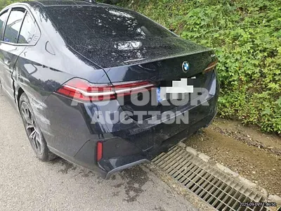 2024, BMW / 520, 48649 км., gas