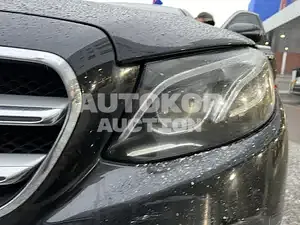 2017, Mercedes-Benz / E 220, unknown