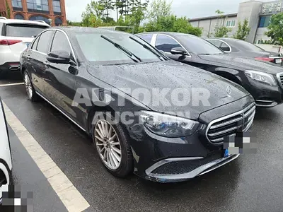 2022, Mercedes-Benz / E 250, gas