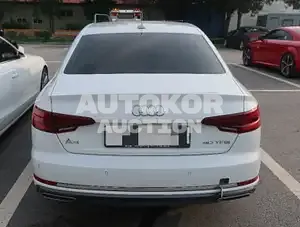 2019, Audi / A4, VIN: WAUZZZF47KA125129, gas