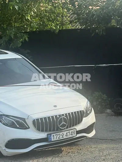 2017, Mercedes-Benz / E 200, 120000 км., gas