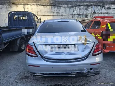 2017, Mercedes-Benz / e300, 349000 км., gas