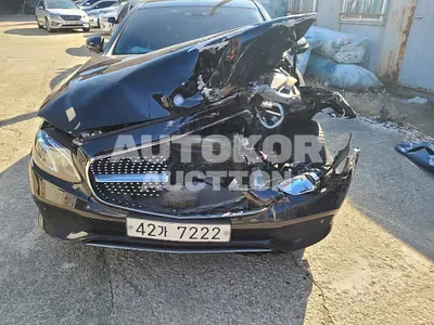 2017, Mercedes-Benz / E 200, VIN: WDDZF4CB3HA112197, 72714 км., gas