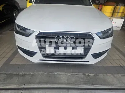 2015, Audi / A4, 190000 км., diesel