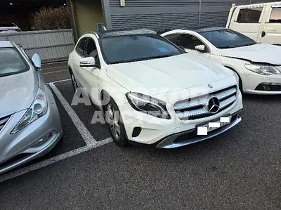 2015, Mercedes-Benz / gla200, VIN: WDCTG0CB8FJ140588, 98616 км., diesel