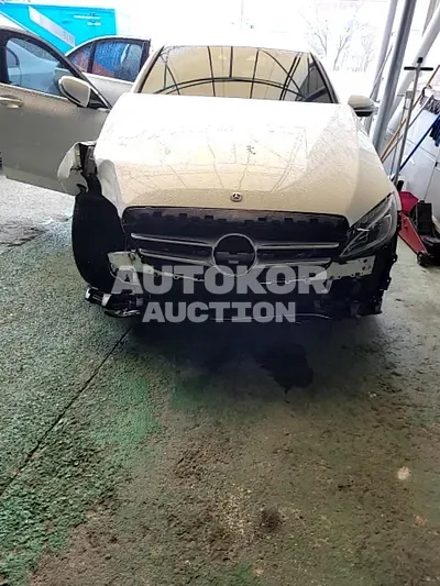 2018, Mercedes-Benz / C 220, VIN: WDDWF0EBXJR330525, 91140 км., diesel