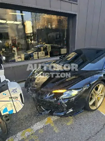 2024, Ferrari / 296 gts, gas
