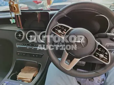 2021, Mercedes-Benz / GLC 300, VIN: W1N0J5DB0MF882613, hybrid