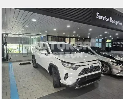 2024, Toyota / RAV4, 14503 км., hybrid, 2487 куб.см.
