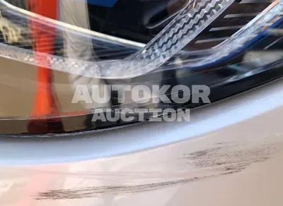 2020, BMW / 740, unknown
