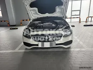 2018, Mercedes-Benz / E 300, 30000 км., gas