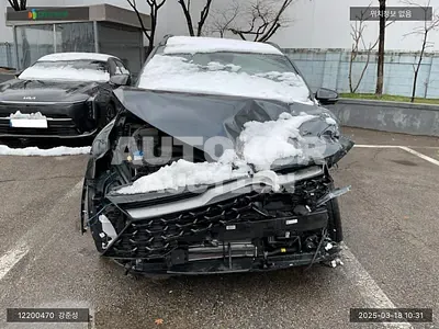 2023, Kia / Sportage, VIN: KNAPX81GBPK093847, hybrid