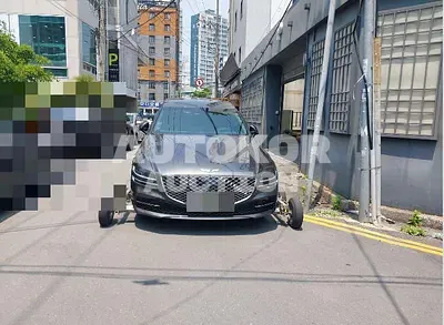 2022, Genesis / G80, 68641 км., gas, 2497 куб.см.