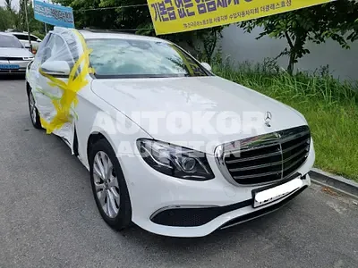 2020, Mercedes-Benz / E 300, VIN: WDDZF4KB5LA708339, 73117 км., gas