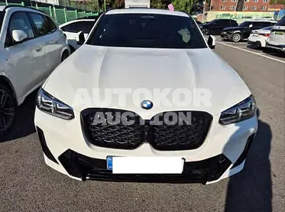 2025, BMW / X4, 3501 км., gas