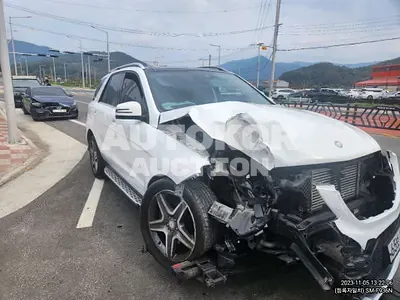 2016, Mercedes-Benz / GLE 350, VIN: WDCDA2EB1GA792274, 131368 км., diesel