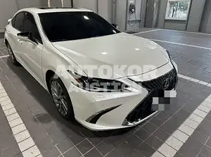 2022, Lexus / ES 300, VIN: JTHBA1C13P2012687, 6014 км., hybrid, 2487 куб.см.