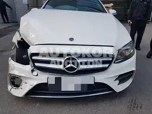 2019, Mercedes-Benz / E 300, VIN: WDDZF4JB8KA624144, 44279 км., gas