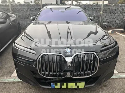 2025, BMW / i7, electric
