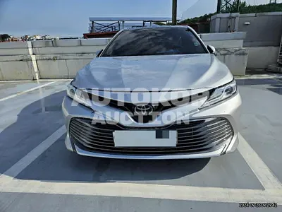 2018, Toyota / Camry, 85715 км., gas
