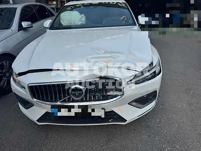 2021, Volvo / S60, 34839 км., hybrid