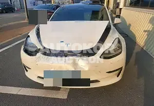 2020, Tesla / Model 3, VIN: 5YJ3E1EA5LF762963, 77357 км., electric
