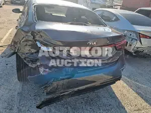2019, BMW / Z1, 32000 км., gas, 1600 куб.см.