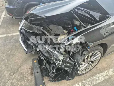 2023, Lexus / ES 300, 20622 км., hybrid, 2487 куб.см.