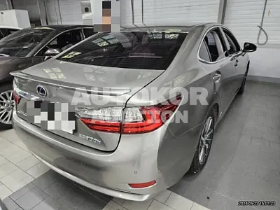 2016, Lexus / ES 300, 180000 км., hybrid
