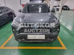 2021, Toyota / RAV4, VIN: JTMW2RFV3MD095857, 12908 км., hybrid