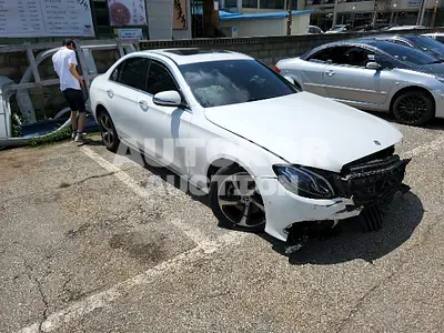 2020, Mercedes-Benz / E 250, VIN: WDDZF4FB8LA704179, gas