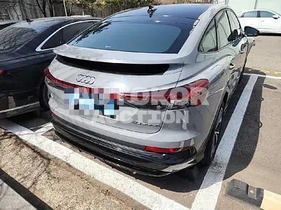 2022, Audi / q4 sportback e-tron, VIN: WAUZZZZF4NP043372, 11000 км., electric, 150 куб.см.