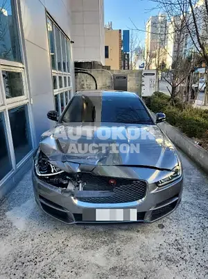 2017, Jaguar / XE, VIN: SAJAB4BN9HCP08905, 102585 км., diesel