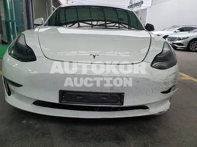 2022, Tesla / Model 3, VIN: 5YJ3E1EB6NF150976, 92177 км., electric