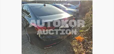2018, Genesis / G80, 105000 км., gas, 3300 куб.см.