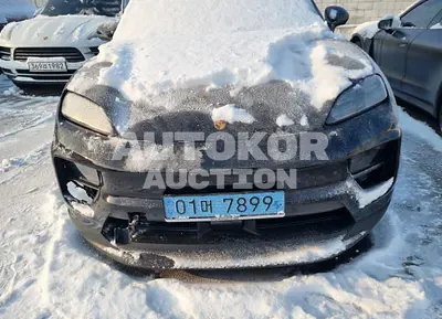 2025, Porsche / Macan, 18512 км., electric