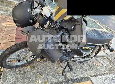 2021, BMW / 125, 100000 км., gas, 124 куб.см.