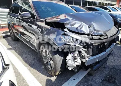 2022, Kia / Sorento, VIN: KNARH81GBNA092087, 20000 км., hybrid