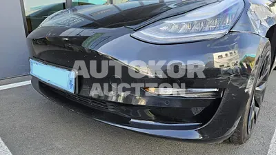 2020, Tesla / Model 3, VIN: 5YJ3E1EAXLF632404, 54619 км., electric