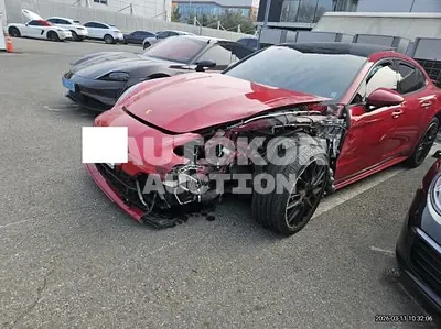 2018, Porsche / Panamera, 57220 км., gas