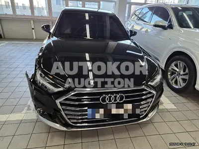 2021, Audi / A8, 37030 км., diesel