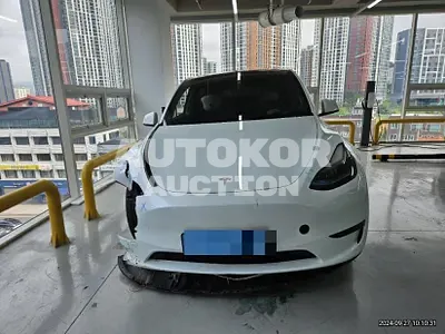 2023, Tesla / Model Y, 22000 км., electric